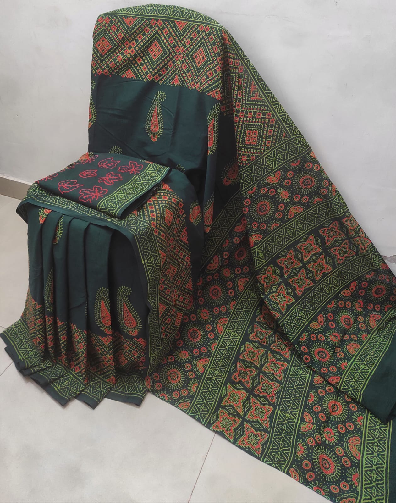 Handprinted mulmul cotton saree